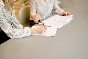 Two professional therapists discuss their private practices. Learn how to navigate the challenges of self-employment in a variety of courses related to mental health practice management.